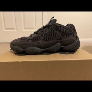 Yeezy 500 Utility Black size 10.5